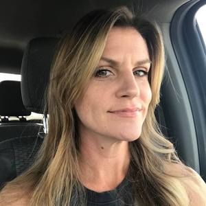 Meet your Posher, Angie